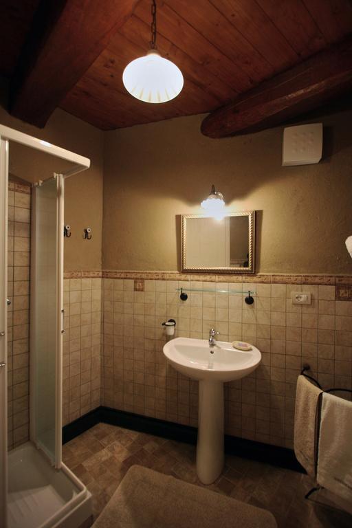 B&B Cascina Dell'Orso Castelsantangelo sul Nera 客房 照片